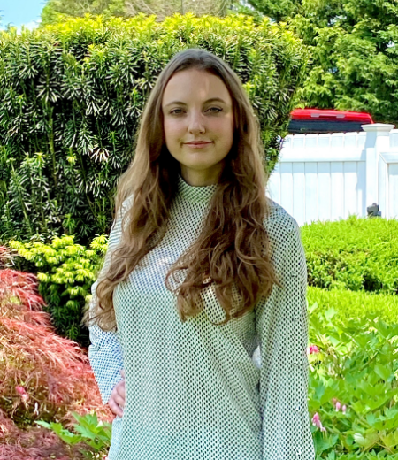 FT Lauren Middlesworth Headshot